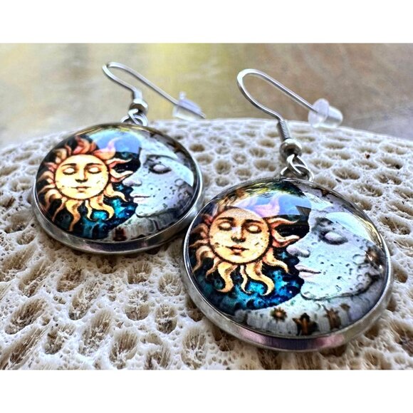Sun Moon Earrings Navy Blue Eclectic Planet Astrology Zodiac Celestial Tarot New - Picture 3 of 11